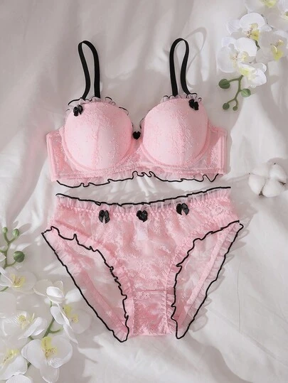 DelicateAllure Ensemble de lingerie en dentelle pour femmes avec décoration de nœud et bordure à volants