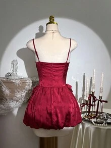 Elamini 1pc Vintage Butterfly Print Shiny Camisole Dress With Ruffle Hem, Fitted Silhouette, Suitable For Christmas Party, Red