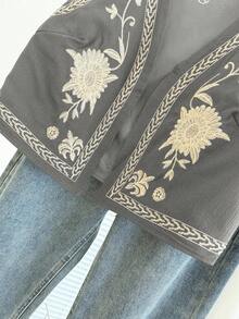 Franclia 女式休闲花卉刺绣无袖夹克 - 灰色 - 查看 4