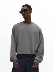 SUMWON Sudadera corta ajustada de textura premium con cuello redondo, paneles laterales acanalados, esencial clásica de otoño e invierno, ropa casual de calle - Gris Oscuro - Ver 1
