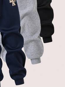 SHEIN Casuvi Kids 3件套男童休闲宽松抽绳腰罗纹下摆直筒印花运动裤