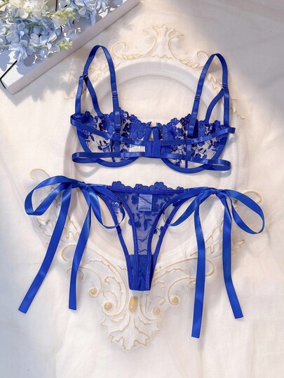 Sky Blauw Geborduurde Kanten Up Lingerie Set BH Slipje Butterfly Royal view 2