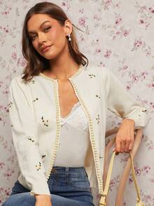 Enchnt 女士花卉刺绣长袖宽松休闲针织开衫 - 米色 - 查看 1