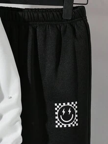 SHEIN Set de 2 piezas de sudadera con capucha estampada y pantalones jogger de ajuste relajado para niños/preadolescentes, de uso casual y cómodo diario - Blanco y Negro - Ver 8