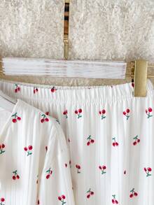 SHEIN 2件套女童樱桃印花白色打底长袖上衣和裤子睡衣套装 - 白色 - 查看 6