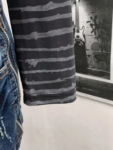 SHEIN Unity Áo thun tay dài in họa tiết đồ họa phong cách Gothic cổ điển thường ngày Y2K Punk đính đá cho nữ, Thu/Đông - màu đen - Xem 6