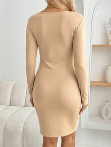 SHEIN 孕妇休闲日常通勤简约纯色褶皱修身保暖羊毛连衣裙，秋冬 - 杏色 - 查看 2
