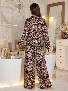 LuxeNights 常规款豹纹长袖上衣和裤子女士睡衣套装，冬季服装 - 彩色 - 查看 3