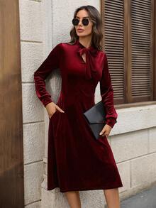 SHEIN LUNE 女士纯色系带领口袋优雅长袖中长连衣裙 - 紅色 - 查看 7