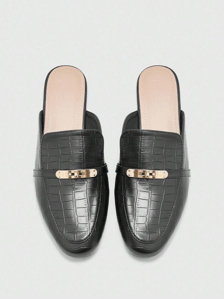 CUCCOO BIZCHIC Women's Round Toe Embossed Black Slip-On Flats, Comfortable Loafers For Commuting, Shopping, Dating