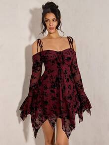 SHEIN BAE Gaun Wanita Warna Polos Bertekstur Jacquard Berenda Model Bodycon dengan Hem Asimetris dan Bahu Terbuka, Lengan Panjang, Musim Semi/Panas - Burgundy - View 4