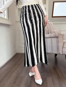 DAZY 女士休闲撞色条纹A字毛衣半裙，秋冬女装半裙 - 黑色 - 查看 3