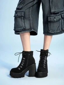 Sugerpunk 哥特风系带侧拉链粗跟女靴，朋克金属搭扣绑带防水高跟踝靴，适合演出、派对、通勤等场合。 - 黑色 - 查看 4