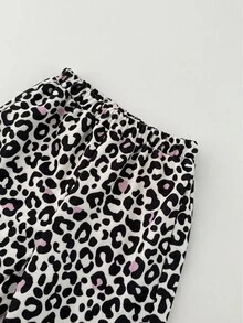 THE HAPPY LOOK 2pcs Young Girl Leopard Print Knit Soft Crew Neck Long Sleeve Pullover Sweatshirt And Elastic Waist Jogger Pants Set - Apricot - View 5