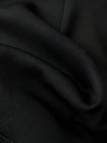 Franclia 休闲时尚通勤百搭黑色单肩褶皱长袖上衣搭配卡其色短裤/裙子（配腰带），女士两件套西装套装，春/秋