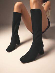 Solezae 最受欢迎女式斜角粗跟袜靴，半拉链闭合，黑色方头绒面革及膝靴，时尚贴合小腿，现代廓形，提升日常或夜间外出风格 - 黑色 - 查看 2