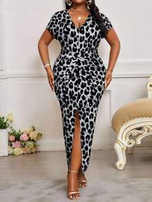 SHEIN Lady CURVE 加大码 V 领短袖简约连衣裙，时尚夏季复活节连衣裙女式复活节连衣裙商务休闲女士度假波西米亚风 - 深灰色 - 查看 6