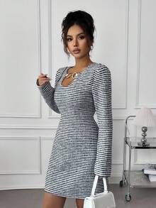 Modelyn Elegant Vintage French Style Women's Striped Metal Chain Linked Long Sleeve Dress - Multicolor - View 6