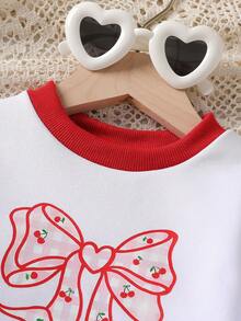 SHEIN 2 Stücke/Set Süßer Schleifen Dekor Rundhals Langarm T-Shirt + Kirsche Stickerei Gerade Bein Jeans Hose, Kleinkind Mädchen Outfit, Herbst/Winter