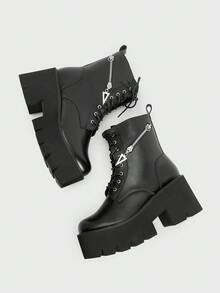 Sugerpunk Damen neue Reitstiefel mit Metallkette, dicker Sohle, Seitlichem Reißverschluss und 8cm hohem Absatz