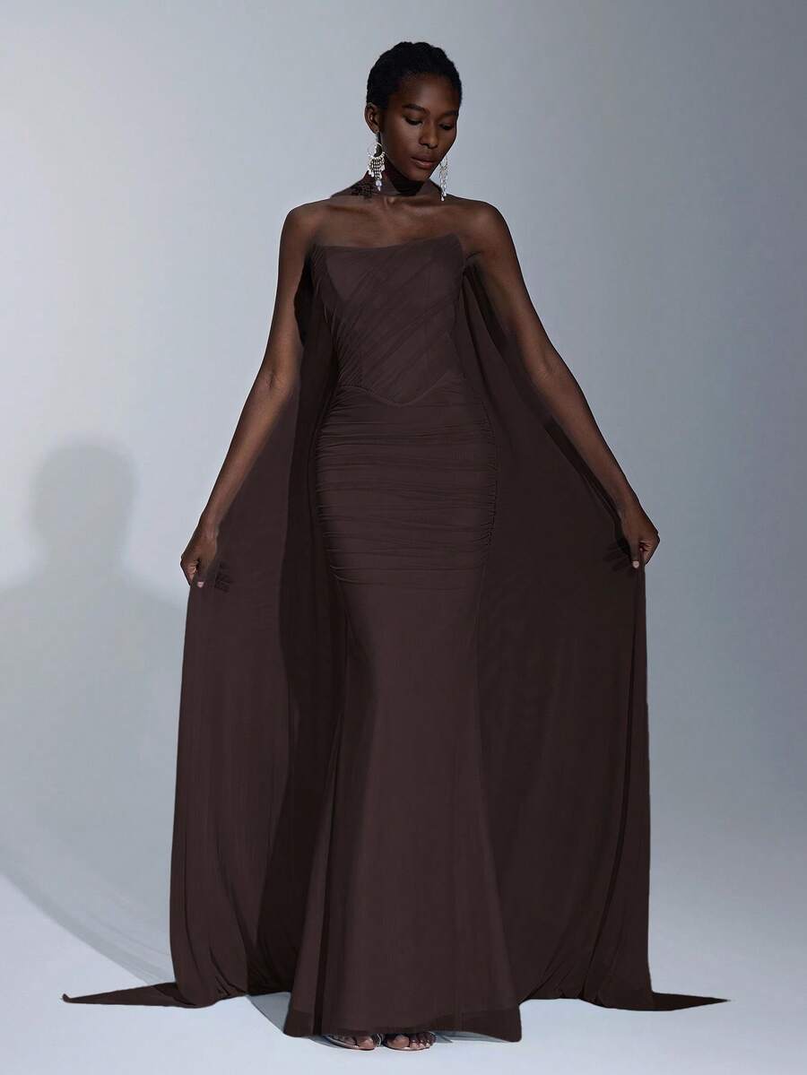 Elitara 优雅奢华浅蓝色弹力网眼船领全荷叶边亮片伴娘礼服