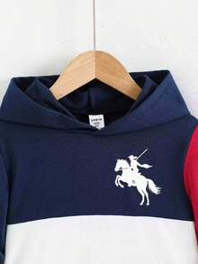 SHEIN Genkimix Kids 1件装 男童休闲百搭运动马卡通印花撞色长袖卫衣，蓝色、红色、白色 男童撞色卫衣 男童条纹卫衣 图案印花卫衣 - 彩色 - 查看 5