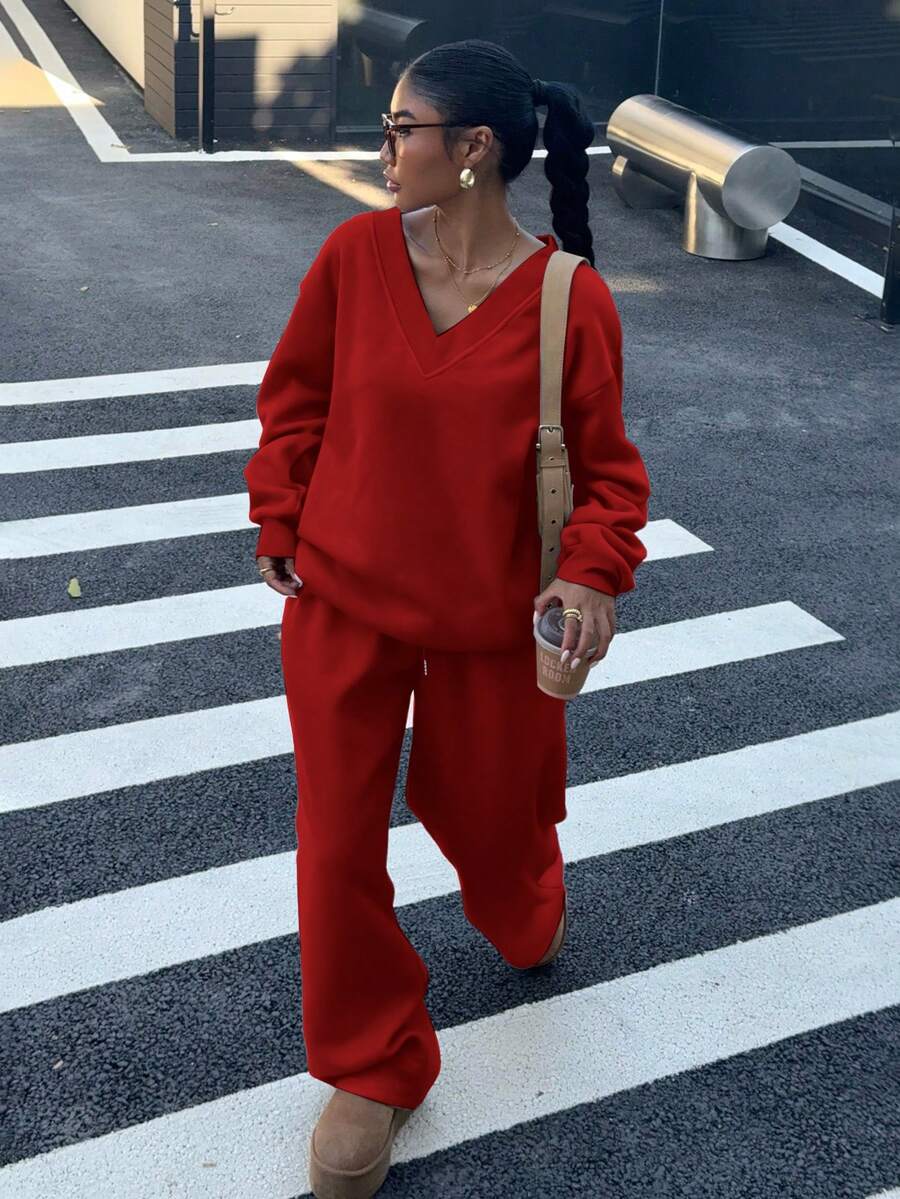 SHEIN EZwear 2 件套女士超大 V 领蓬松羊毛弹力宽松运动衫和运动裤套装，秋冬 - 紅色 - 查看 1