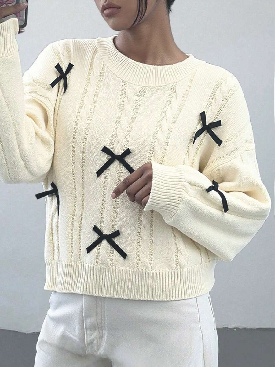 SHEIN 少女蝴蝶结复古可爱圆领套头毛衣，休闲甜美可爱秋冬时尚蝴蝶结毛衣套装 - 米色 - 查看 1