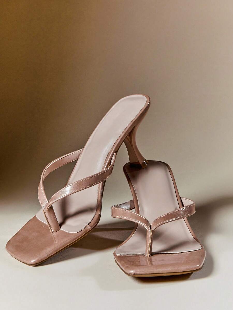 SHUZIA Women's Glamorous Thong Mid Heel Sandals - Beige - View 1