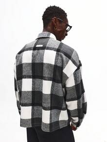 SUMWON Brushed Flannel Button Down Overshirt Buffalo Check Pattern Boxy Fit Long Sleeve Casual Winter Layering Piece