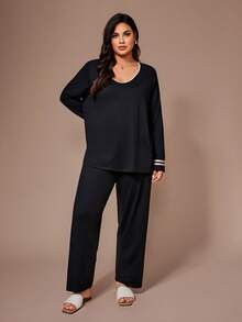 Lazeform Soft & Skin-Friendly Contrast Color Casual Loungewear Pajama Set, Plus Size Curve Plus Pajama Set, Cozy Outfit, Fall Winter Clothes - Black - View 6
