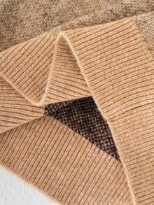 Áo len oversize trễ vai họa tiết nơ da báo cho bé gái tuổi mới lớn - Màu Khaki - Xem 8
