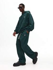 SUMWON 纹理绗缝中心口袋抽绳连帽慢跑套装舒适家居服冬季秋季街头休闲装 - 墨綠色 - 查看 5