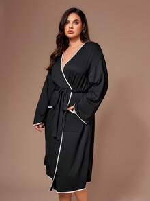 Lazeform Soft & Skin-Friendly Contrast Color Casual Plus Size Loungewear Robe Night Plus Size Curve Robe, Cozy Outfit