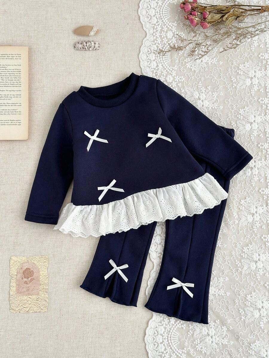 SHEIN 女婴新款秋冬时尚公主风3D蝴蝶结可爱女童连衣裙套装，面料柔软，适合上学、室内外活动 - 藏蓝色 - 查看 1