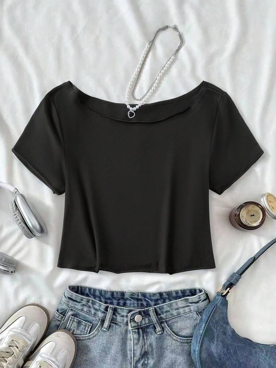 少女休闲皇家黑针织标语露肩印花短袖修身短上衣，春夏款，清爽百搭，日常必备，运动时尚夏季上衣，返校季、校服、节日、万圣节、圣诞节、新年，圣诞礼物佳选。适合秋冬季休闲日常穿着及上学，舒适易穿，适合秋冬季日常穿着、街头风、居家风格。 - 黑色 - 查看 1