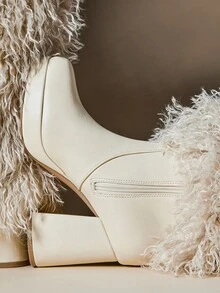 SHUZIA 魅力女士蓬松仿皮草方头粗跟靴温暖舒适冬季节日性感派对鞋 - 米色 - 查看 7