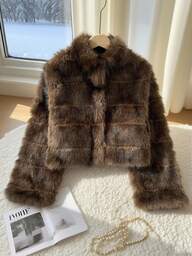 GlowEve Giacca corta da donna in finta pelliccia vintage con collo rotondo, colore viola