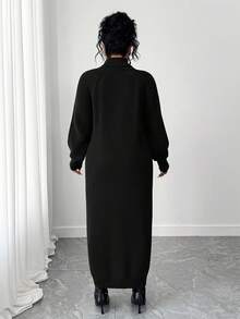 SHEIN Tall CURVE فستان كنزة صوفية بياقة عالية وأكمام راجلان للمقاسات الكبيرة - الأسود - مشاهدة 2