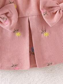 SHEIN 年轻女孩休闲盖袖罗纹上衣和绣花裙套装，可爱又舒适 - 粉色 - 查看 6