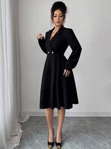 Elenzga فستان أنيق للسيدات بأكمام طويلة وخصر مشدود بتفاصيل إبزيم معدني ثنائي اللون - الأسود - مشاهدة 4