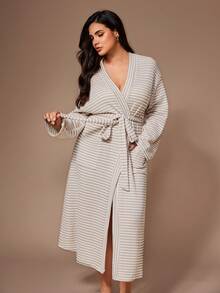 SHEIN Plus Size Women Casual Striped Jacquard Knit Long Sleeve Pockets Robe, For Fall Women Robe, Cozy Outfit