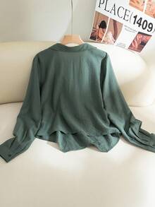 Modelyn Camisa casual de manga larga con cruce y nudo delantero en unicolor, talla grande