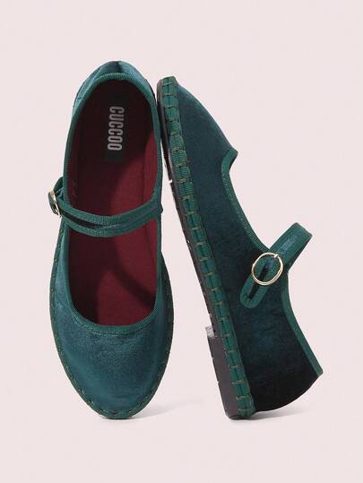 CUCCOO DOLLMOD 女士深绿色时尚优雅天鹅绒经典舒适天鹅绒玛丽珍平底鞋