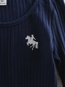 Áo thun dài tay cổ tròn co giãn ôm sát dành cho bé gái tuổi teen, thoải mái, thích hợp mặc trong mùa đông, lễ hội, Halloween, Giáng sinh, Năm mới, quà Giáng sinh. Tuyệt vời cho mặc thường ngày và đi học vào mùa thu và mùa đông. Phong cách mùa thu và mùa đông ấm áp, dễ chịu, phù hợp cho mặc hàng ngày mùa thu/đông, phong cách đường phố, áo thun dài tay mặc nhà. - Màu xanh hải quân - Xem 5