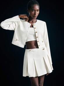 Maija 2025 Chaqueta corta holgada con cuello redondo y jacquard, adecuada para principios de otoño y vuelta al colegio. Color blanco 2025, con botones metálicos. Elegante abrigo de otoño e invierno, para un estilo urbano y casual. Adecuada para cenas de Navidad, reuniones familiares, atuendo para el Día de San Valentín, graduación, Día Nacional y estilo de dinero antiguo. - Multicolor - Ver 7
