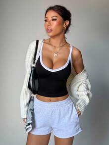 Dewbera 女式简约撞色饰边弹力短款运动背心，夏季 - 黑色 - 查看 3