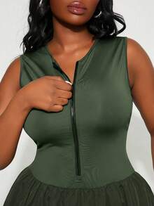 Radiana 大码女式新款性感基本款酷炫新款无袖前拉链泡泡连体裤，适合日常穿着、西部风、音乐节、音乐会、狂欢派对、郊游、海滩度假 - 軍綠色 - 查看 5