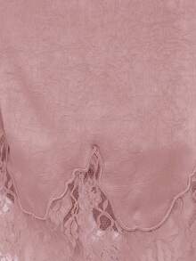 Nöista 这款优雅的女士半身裙饰有精致的蕾丝裙边，非常适合正式场合、派对装扮和精致的冬季造型；它是一款百搭单品，可轻松搭配衬衫或针织衫，为女性的冬季衣橱增添永恒的优雅气质，无论是休闲造型、优雅着装、圣诞节装扮还是精致的新年庆祝活动，都能完美驾驭。 - 藕粉色 - 查看 3