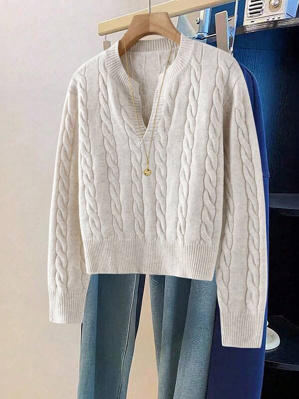 Regalyn 1pc Women Plus Size Solid Color Cable Knit Long Sleeve Pullover Sweater